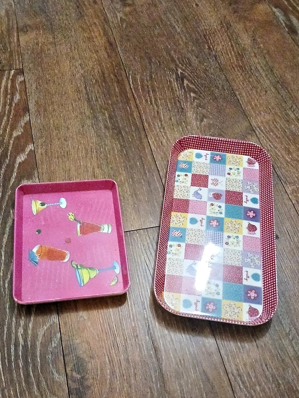 Pink & Red Serving Trays